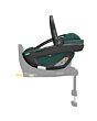 8559047110_2022_maxicosi_carseat_babycarseat_coral360_green_essentialgreen_withfamilyfix360baserear_side