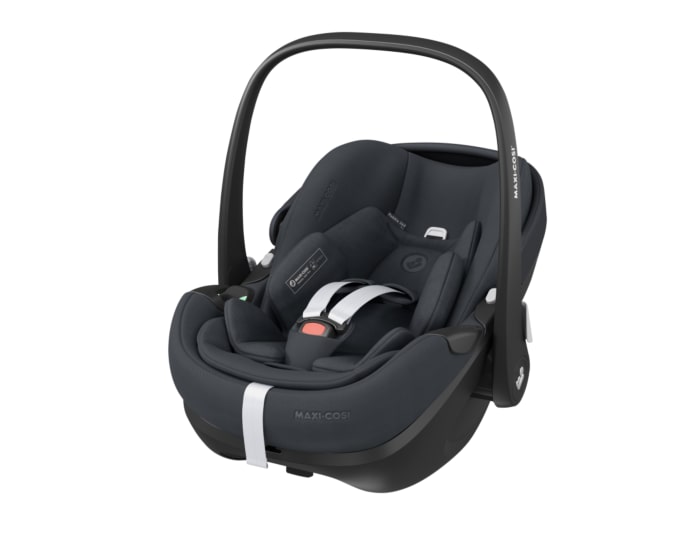 8052750110_2023_maxicosi_carseat_babycarseat_pebble360pro_grey_essentialgraphite_3qrtleft